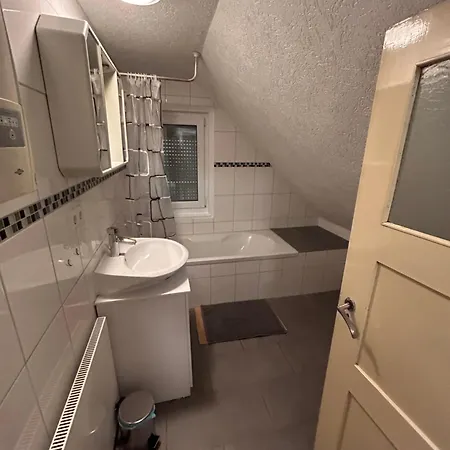 3 Dachgeschosswohnung *